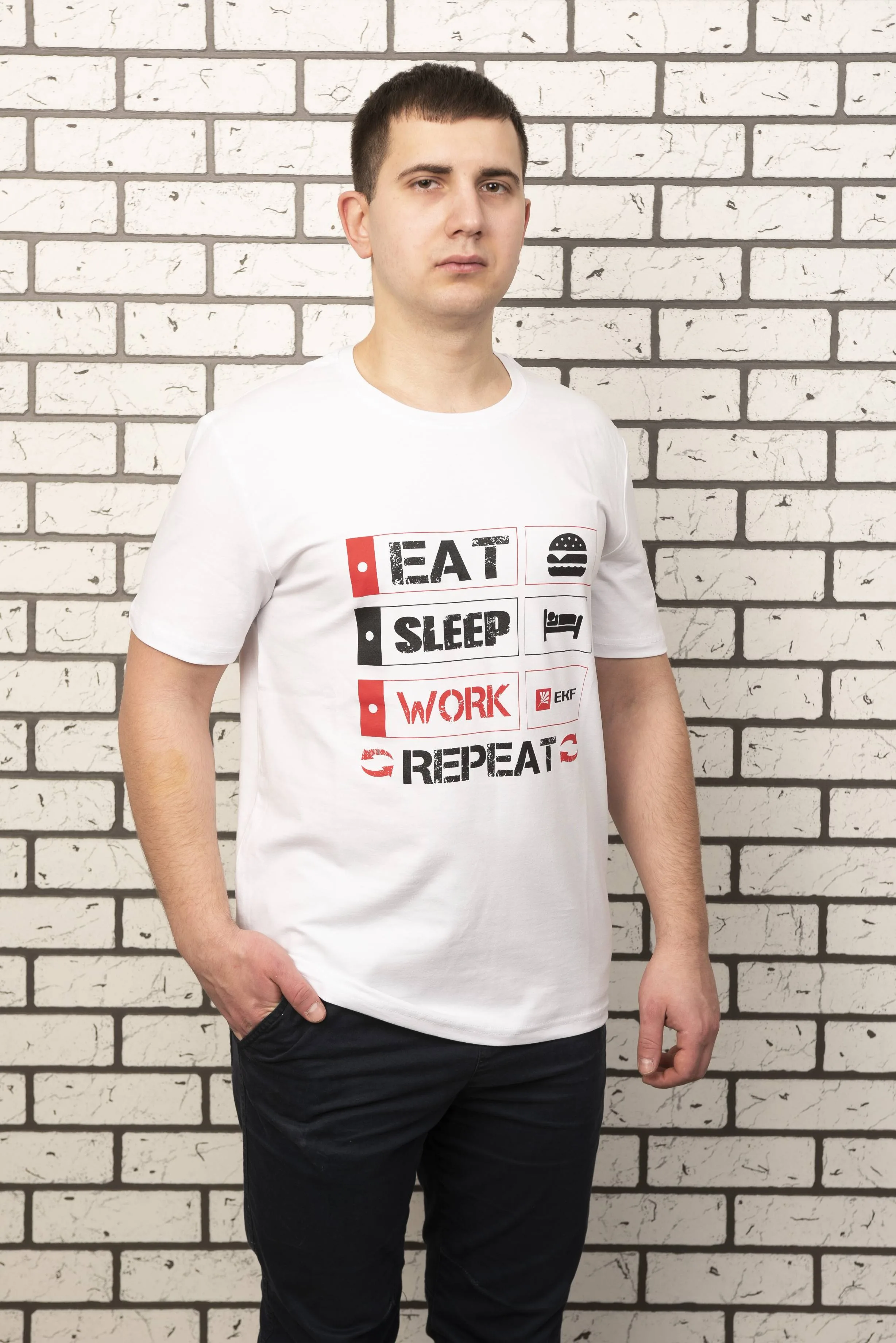 Футболка белая EAT, SLEEP, WORK XL Футболка белая EAT, SLEEP, WORK XL